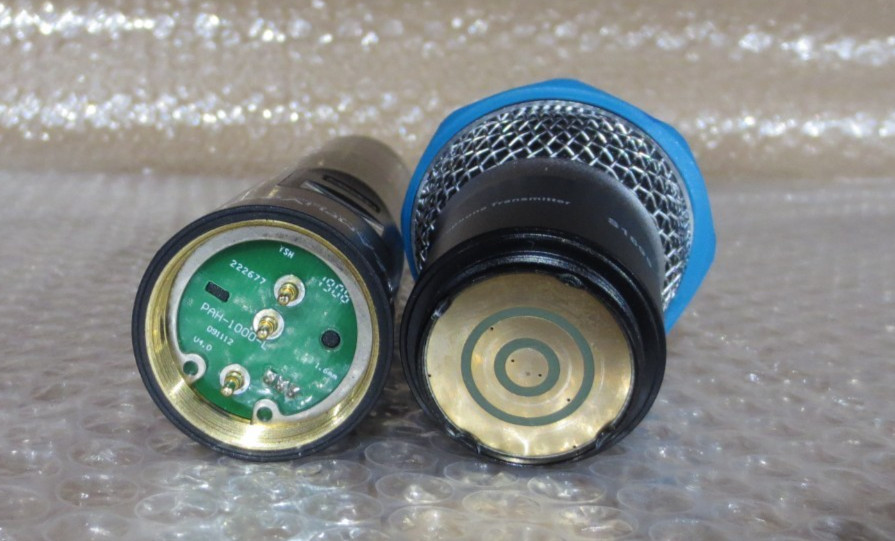 Amplivox Dynamic Handheld Microphone S1695