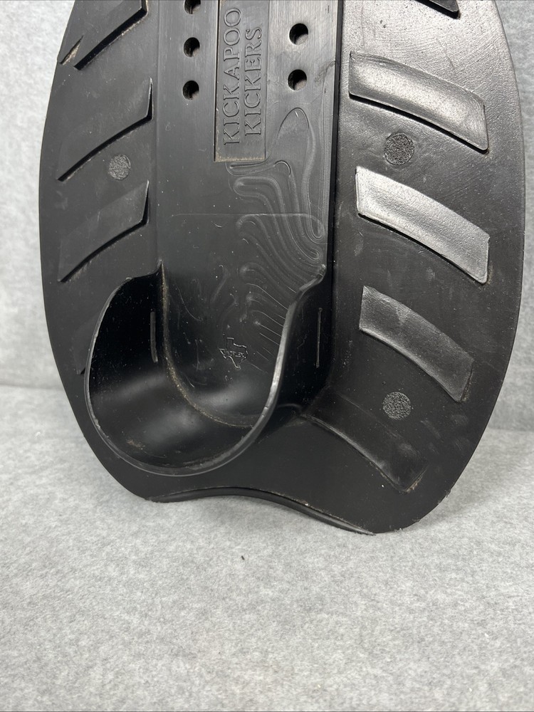 Kickapoo Kickers Fins Adjustable for Float Tube Fishing - Black - Missing Strap