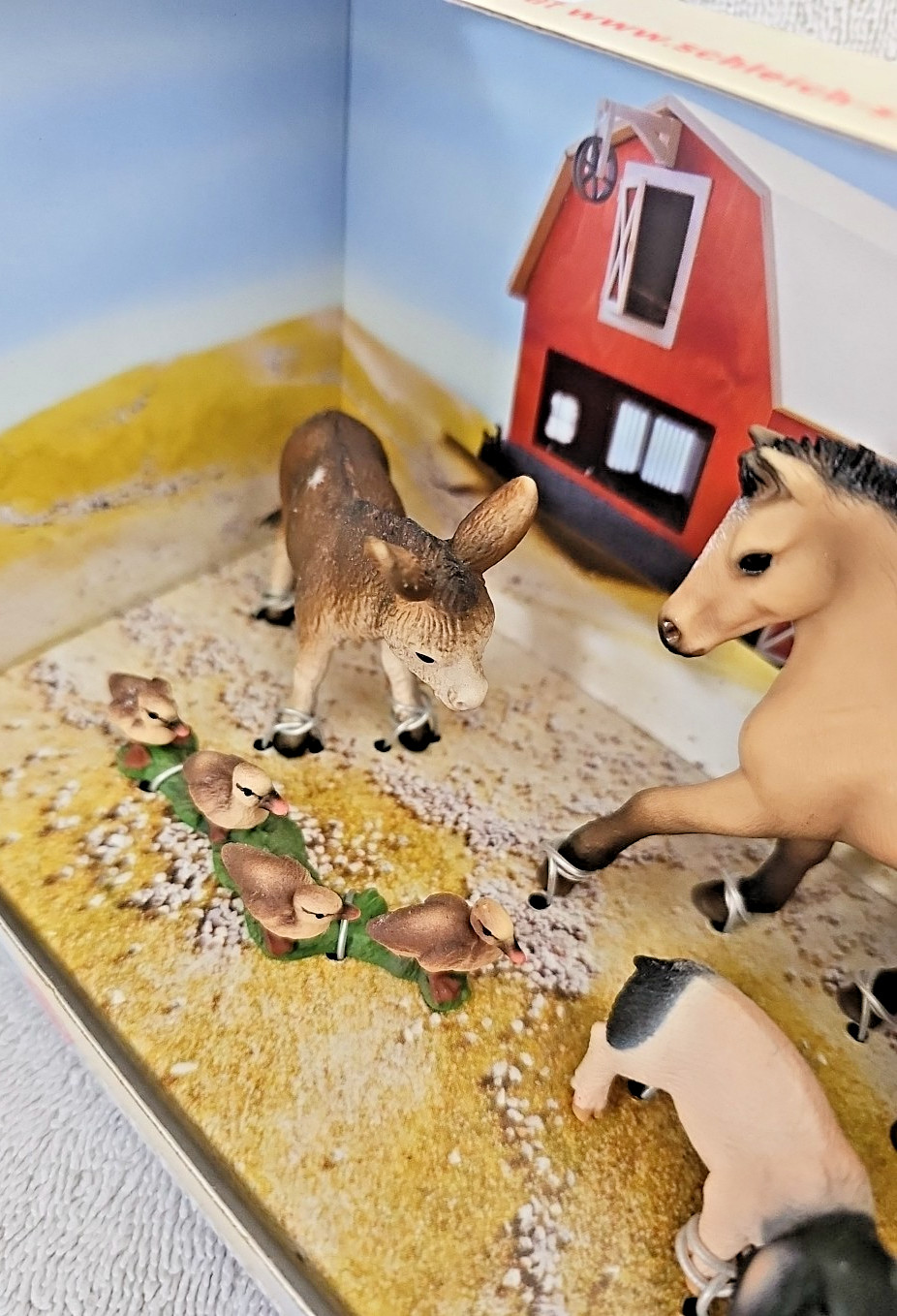 Schleich Scenery Pack Farm Animals + Chickens + Tiger + Leppard