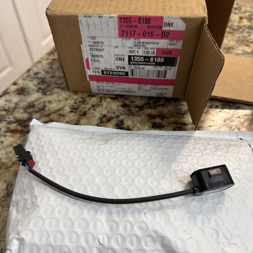 Genuine GM Microphone 13558180