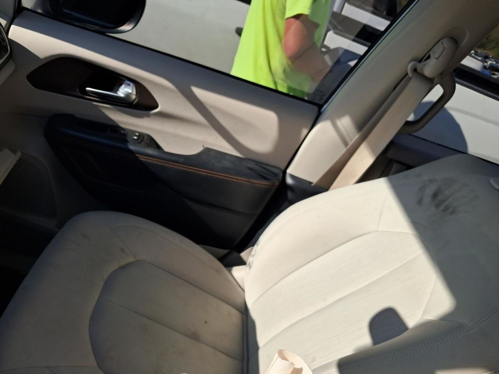 Fuse Box Engine Compartment Fits 17 PACIFICA 4837439