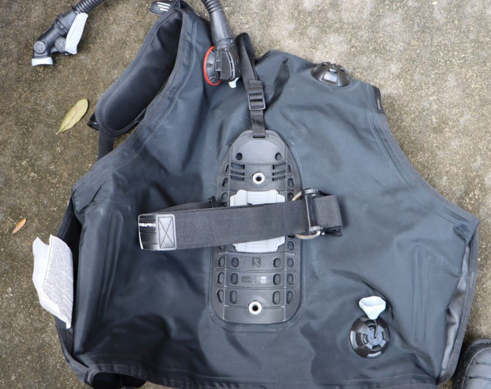 Scubapro Equalizer Buoyancy Compensator Size XL