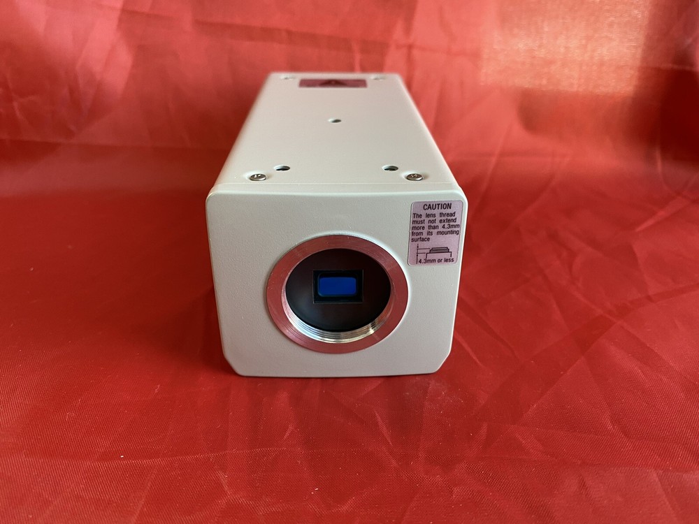 Sony Compact ExwaveHAD 3CCD Color Video Camera DXC-390 For Microscope