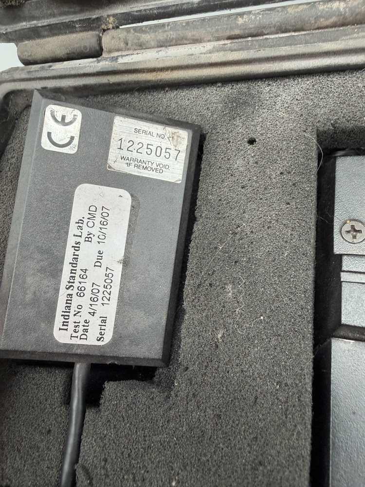 SPECTROLINE DSE-2000A RADIOMETER / PHOTOMETER Untested