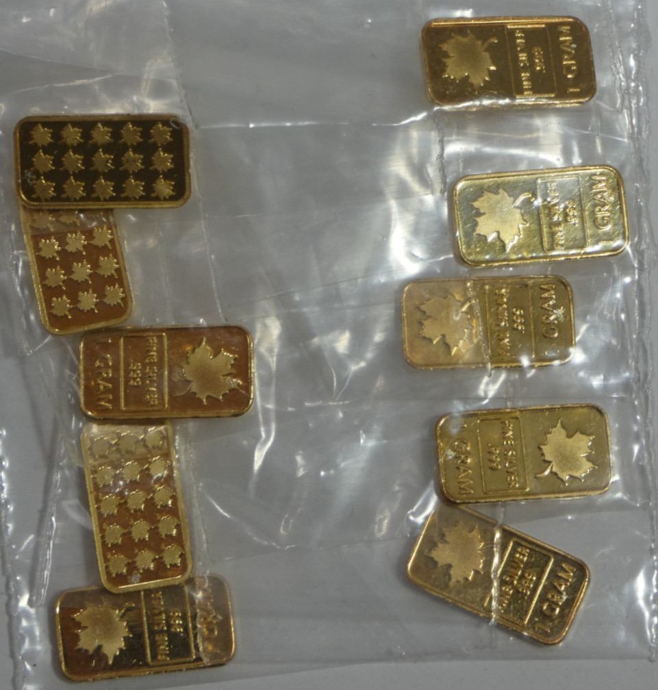 Lot of TEN - 1 Gram .999 Fine Silver Maple Leaf Bars - 10g Total