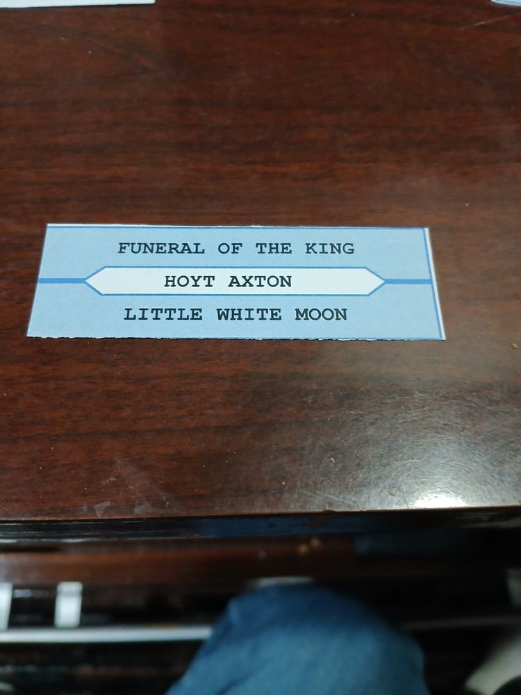 Hoyt axton  jukebox title strip