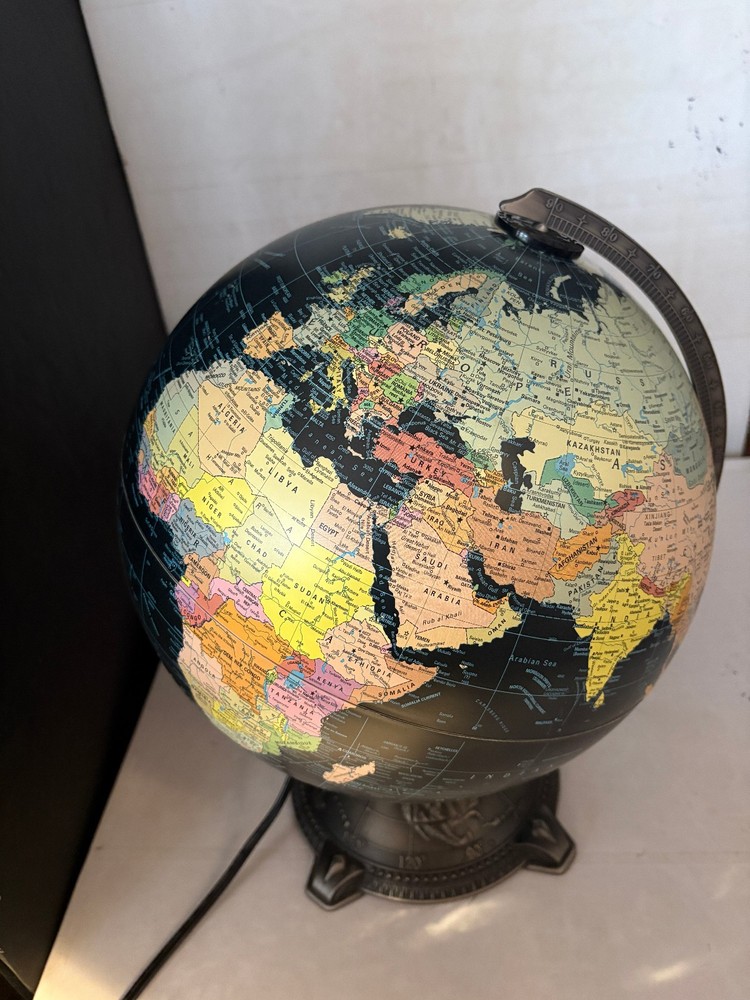 Replogle Starlight Series ; Lighted World Globe
