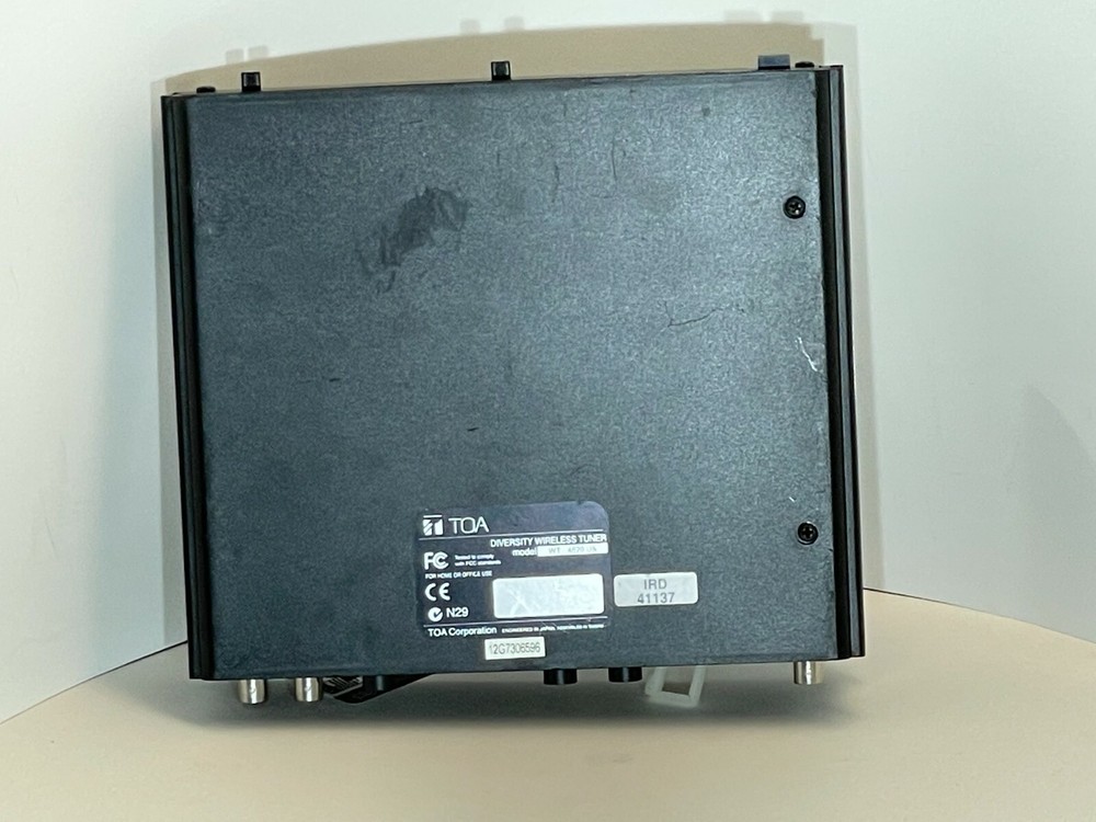 TOA WT-4820 Wireless Tuner