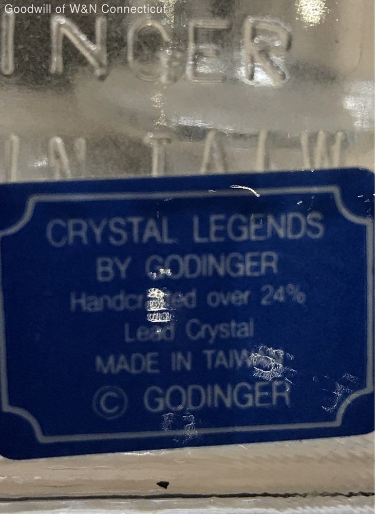 Godinger Crystal Legends Quartz Clock