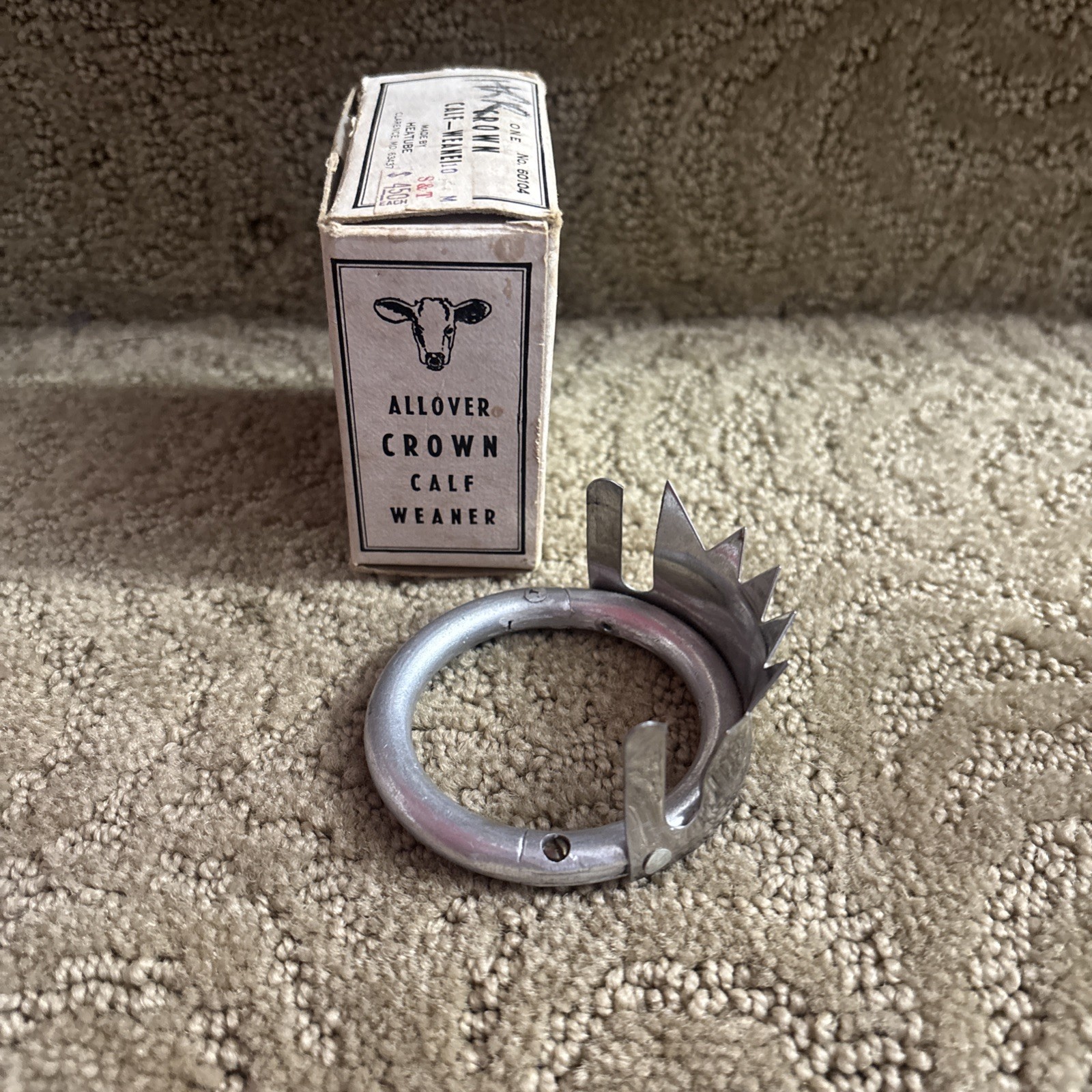 Allover Crown Calf Weaner Weaning Ring cow cattle livestock vintage farm NOS