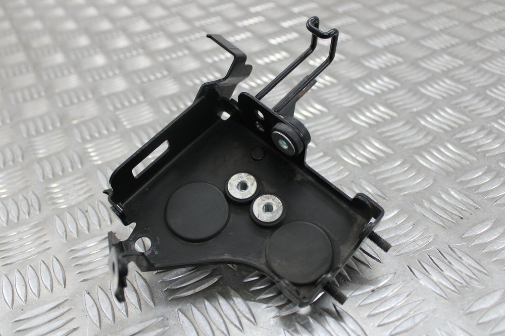 Yamaha XSR 700 2017 ABS pump bracket 2016 > 2020