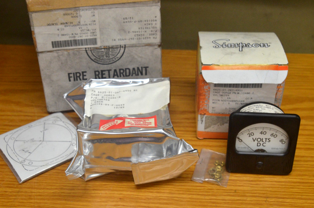 Simpson Voltmeter M-10486-2   0-80     (G-B)