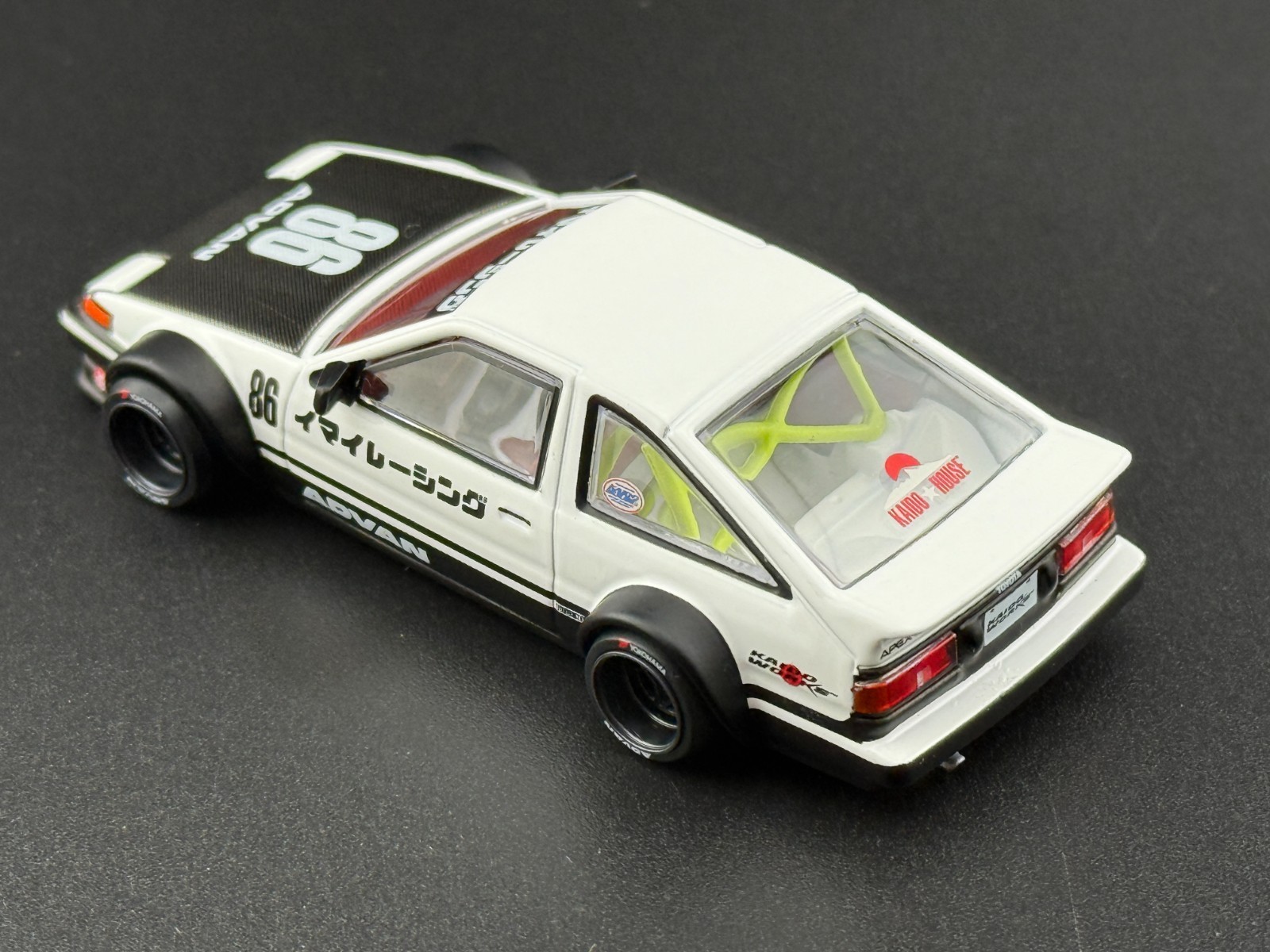 Kaido House x Mini GT Toyota AE86 Sprinter Trueno Kaido Street V1 #180 1/64