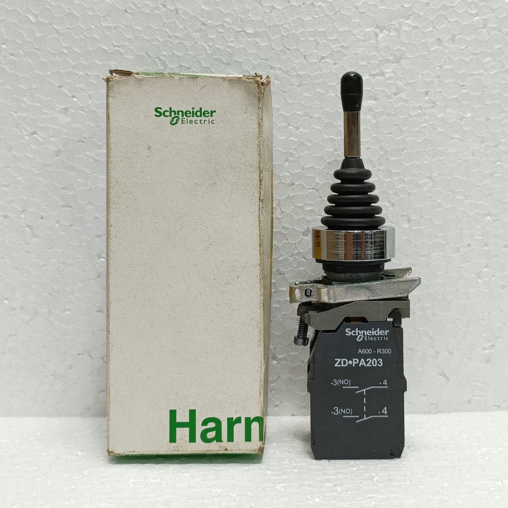 Schneider XD4PA24 Harmony XB4 Joystick 4-Direction Spring Return 22mm Controller