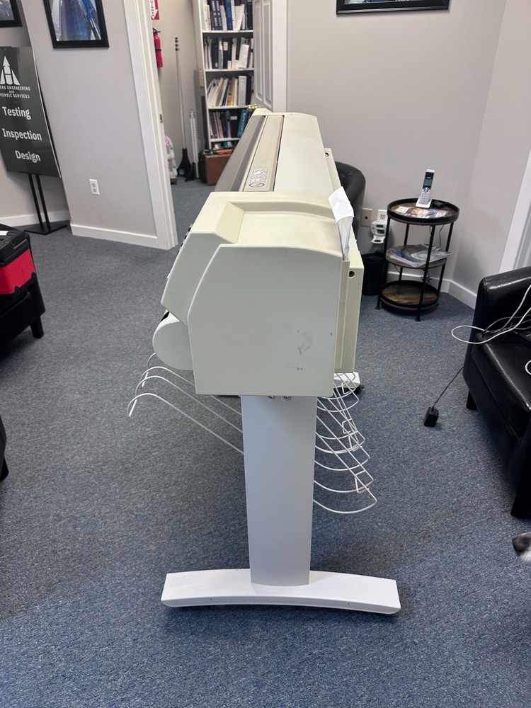 Hewlett Packard C3196A Plotter