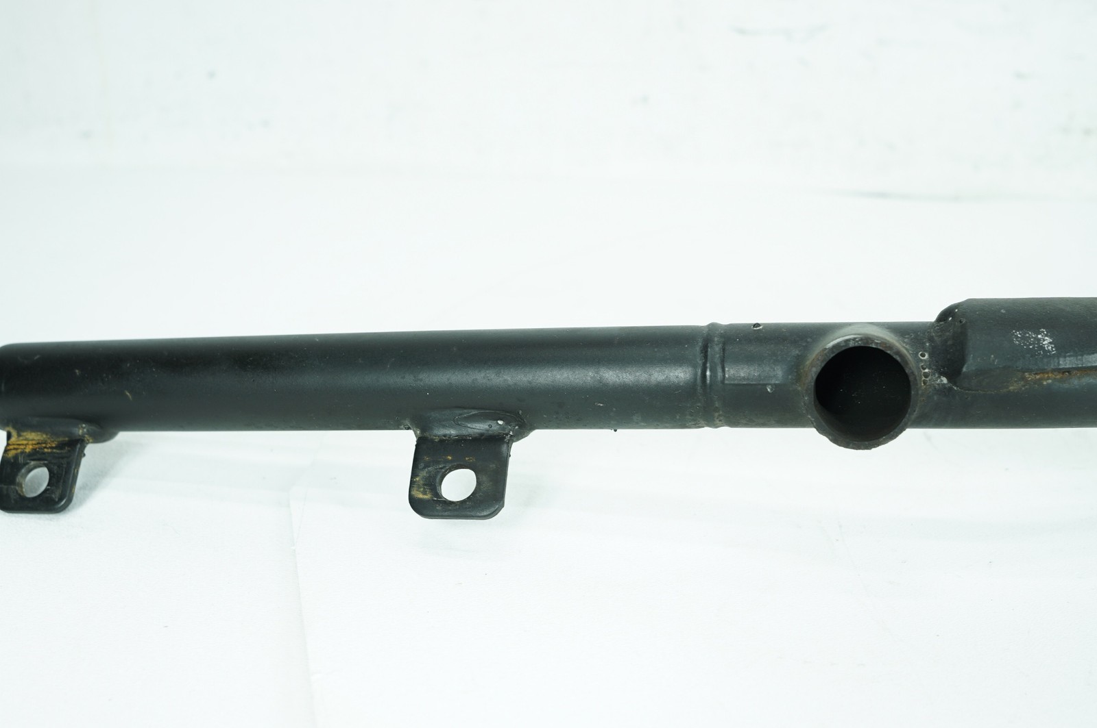 2005 Harley Sportster XL883 OEM Exhaust Muffler Interconnect Bracket Support Bar