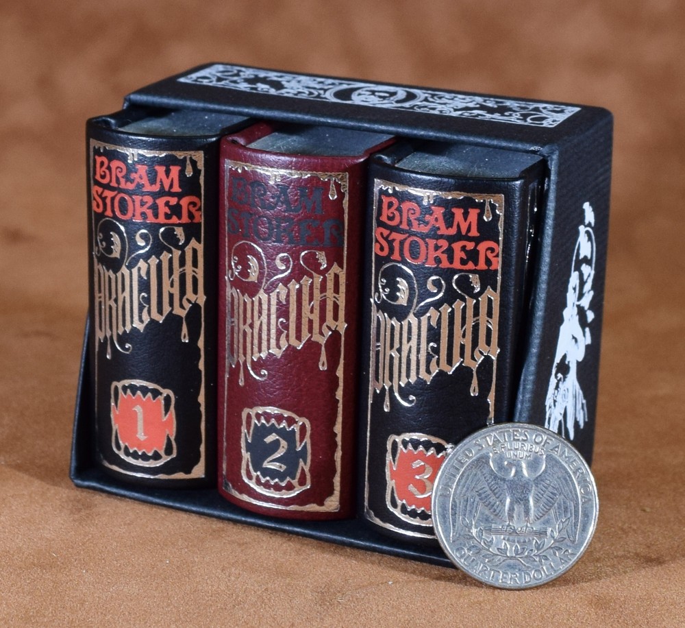 MINIATURE BOOK Bram Stoker DRACULA