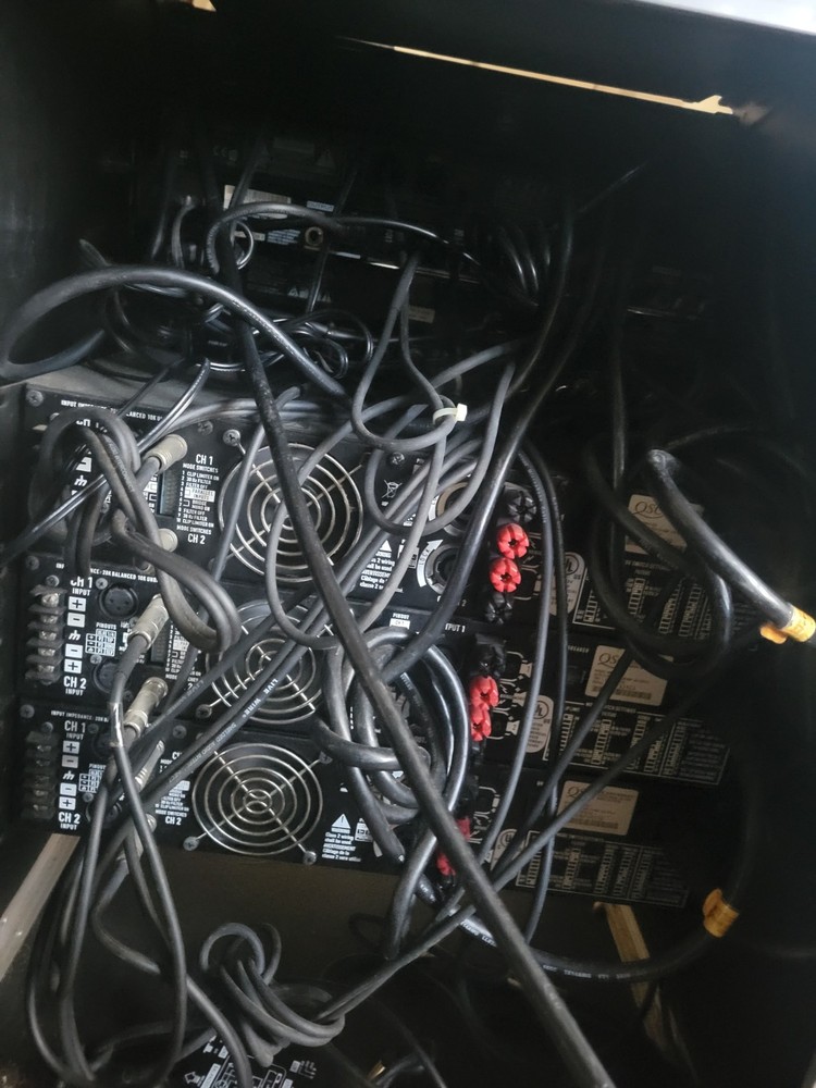 dj equipment Rack Mounted Poweramps system