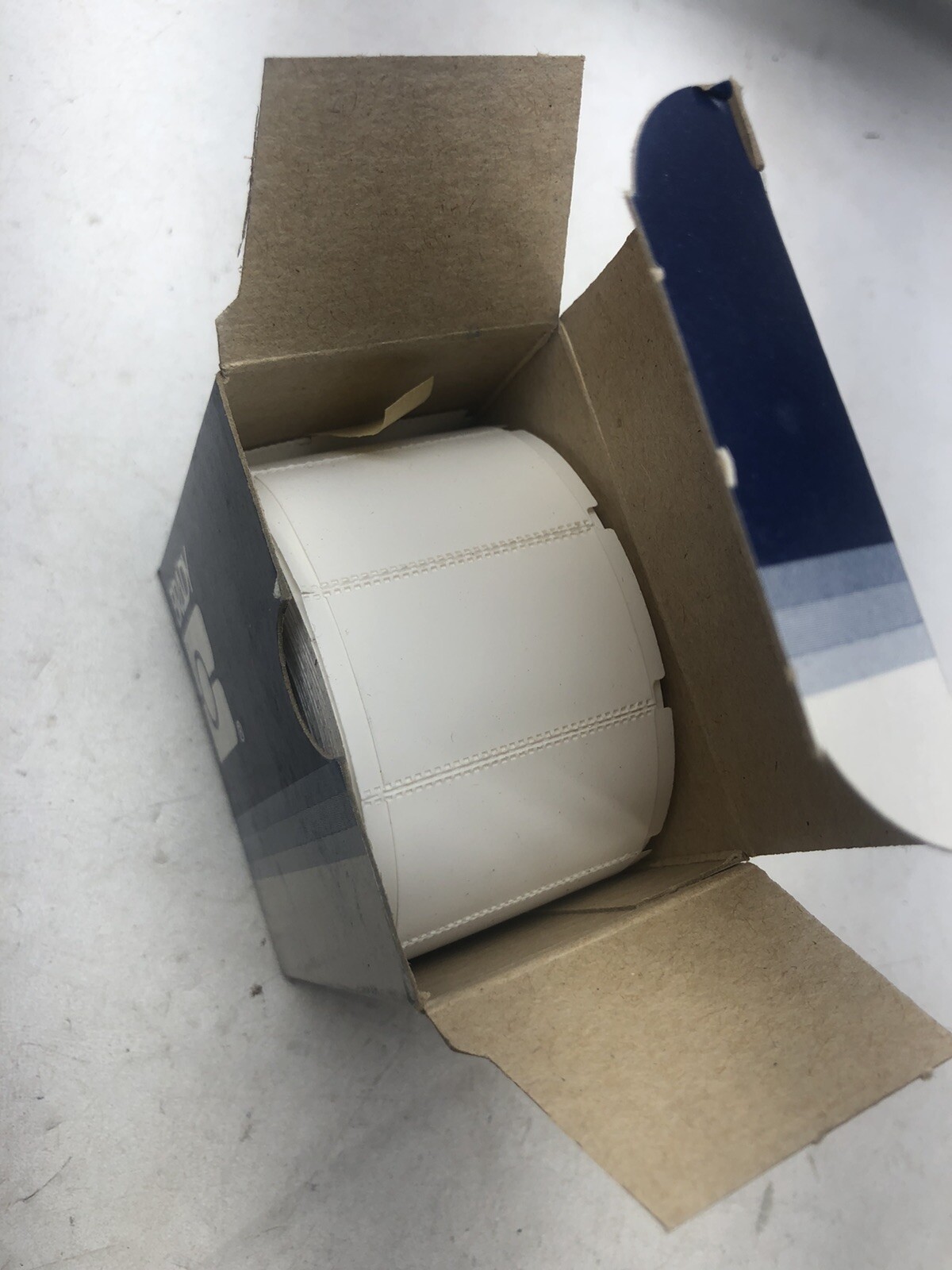 NEW BRADYSLEEVE WIREMARKER 32544 / WMS-617-321 250 CNT ROLL 1.5" X 1.00"