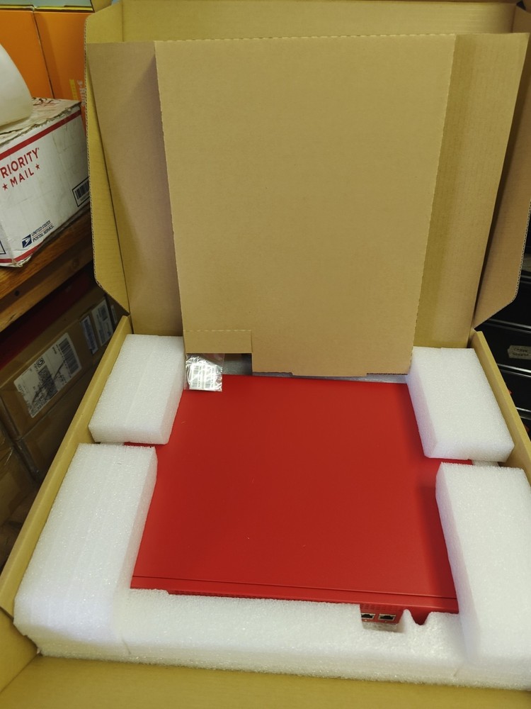 Watchguard Firebox M200 ML3AE8 Firewall Network Security Appliance