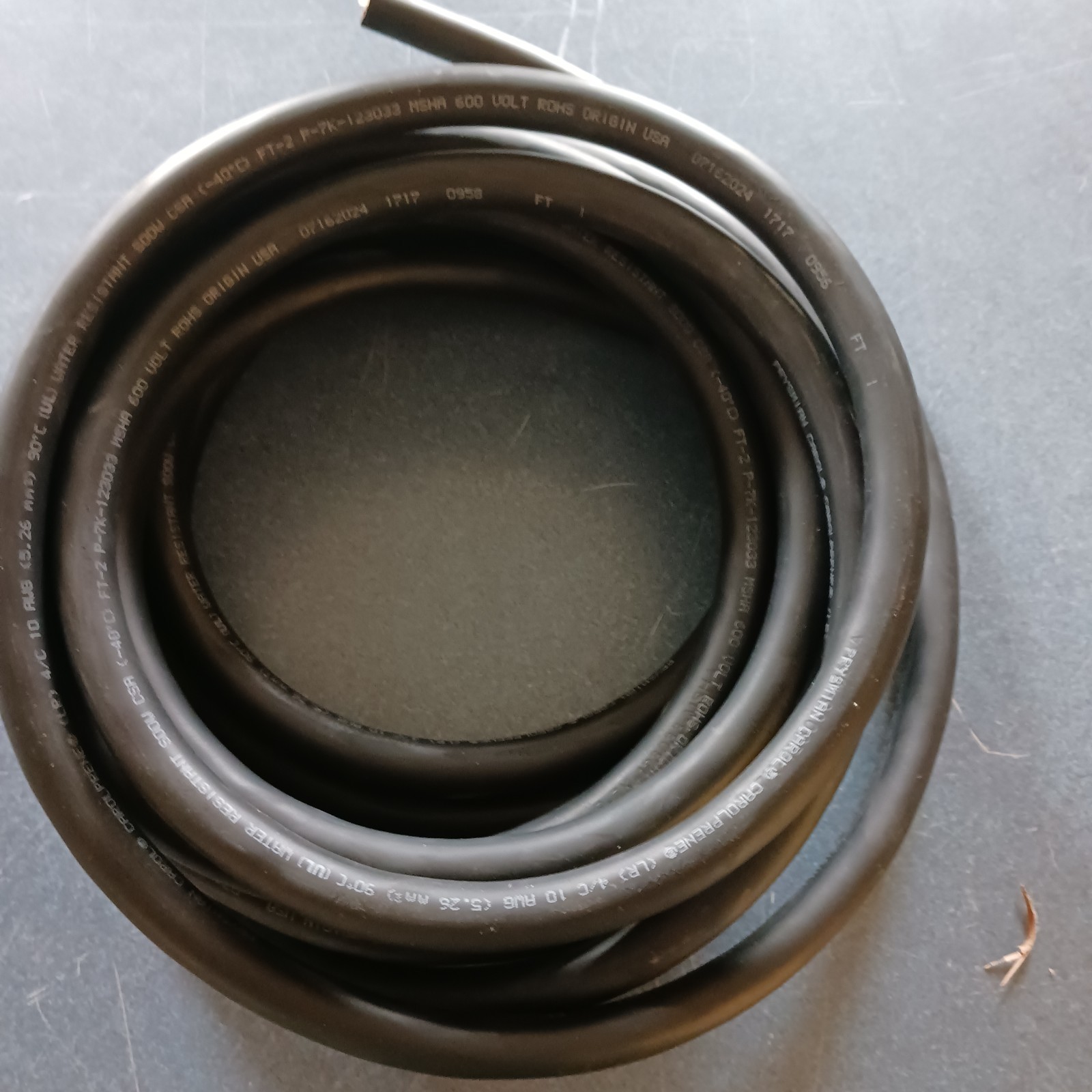 Carol #02727.35.01  Black SOOW 10-4 Water Resistant Flexible Rubber Cord 25 Ft.