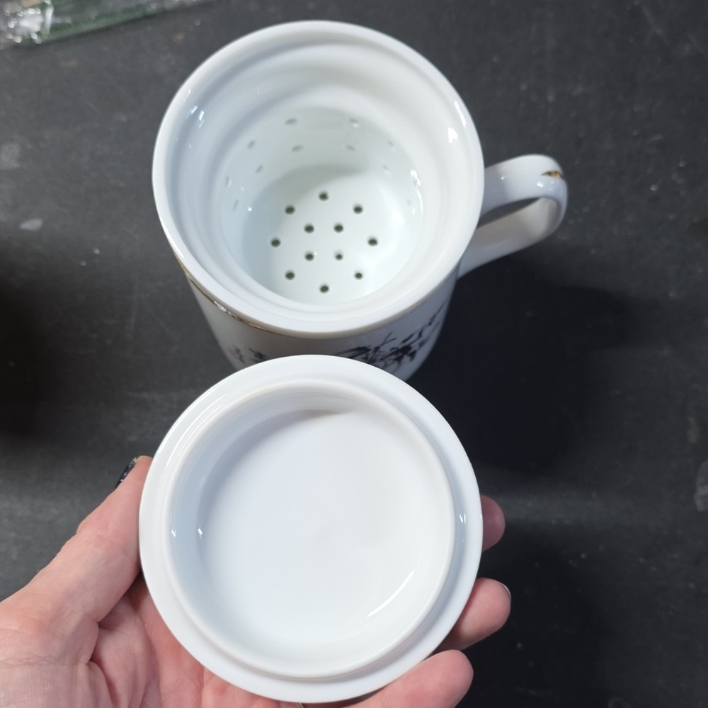 China Infuser Mug with Asian Art