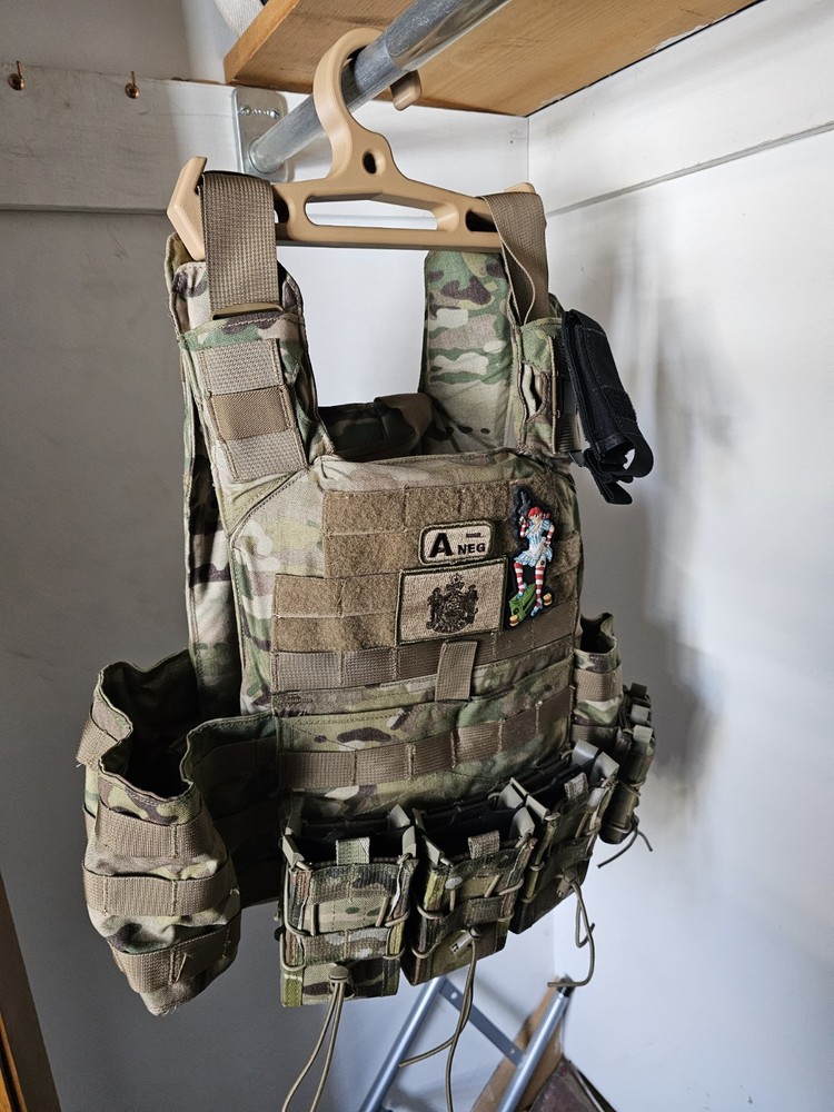Body Armor Hanger