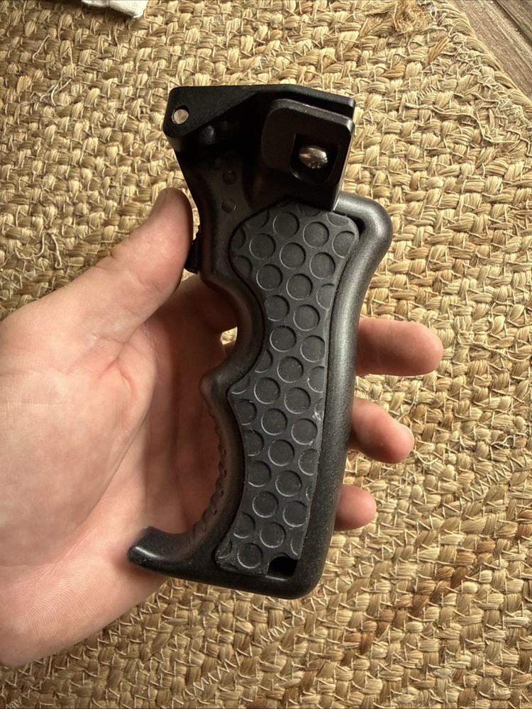 Aquatics M3 Shutter Grip
