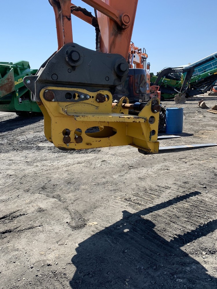 Excavator Standard Pallet Forks