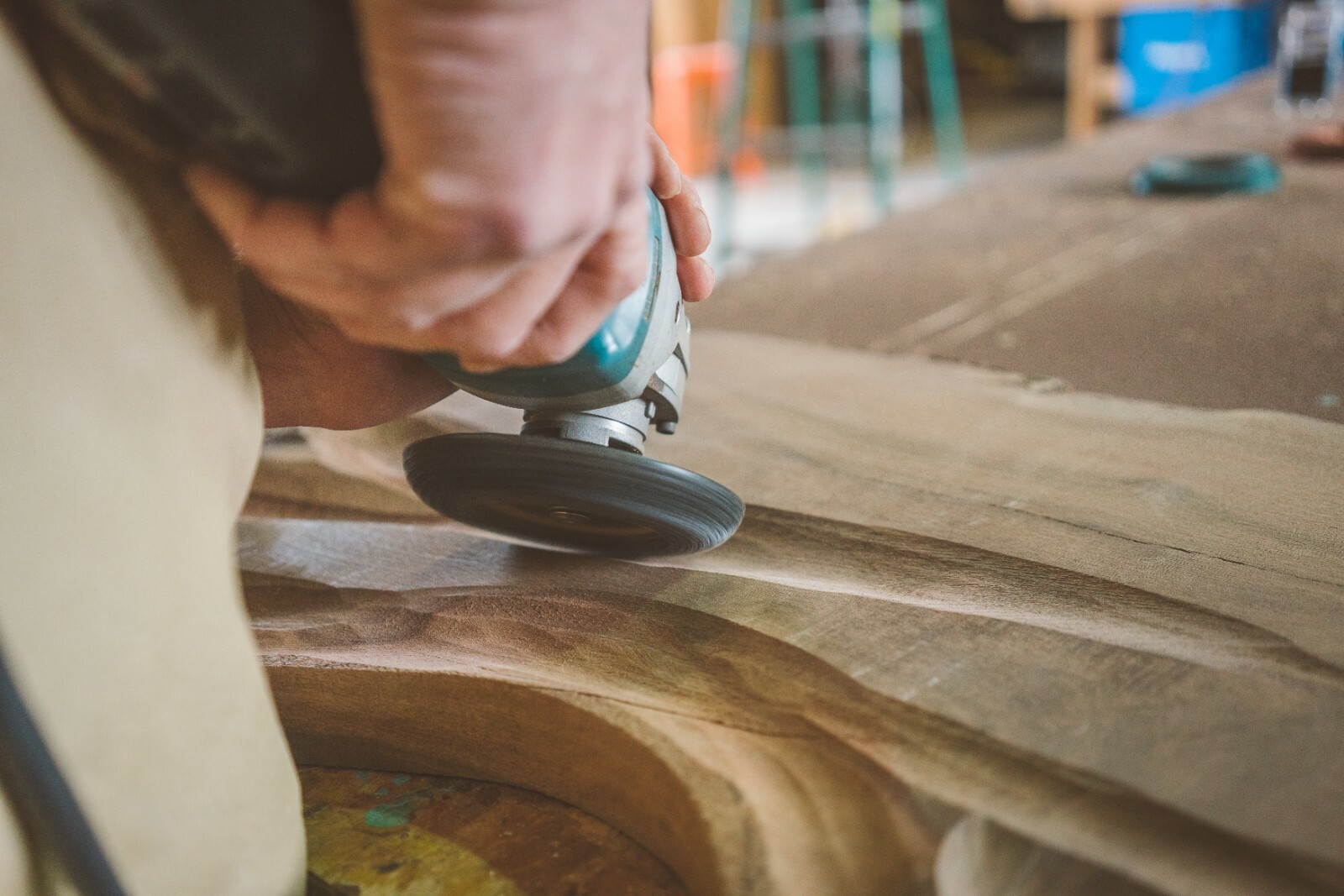 Kutzall Extreme Shaping Dish, Very Coarse, 4-1/2" (114.3mm) Diameter (DW412X120)