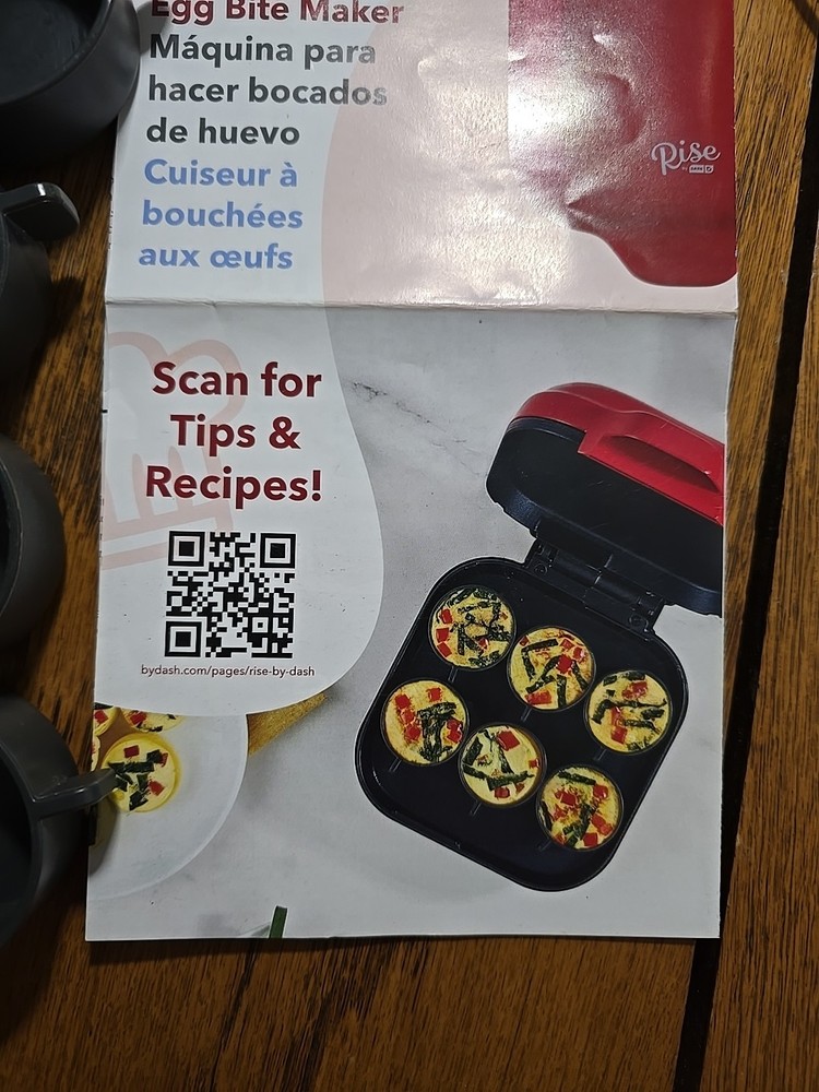 Red Dash Rise Used Egg Bite Maker Makes 4 Egg Bites