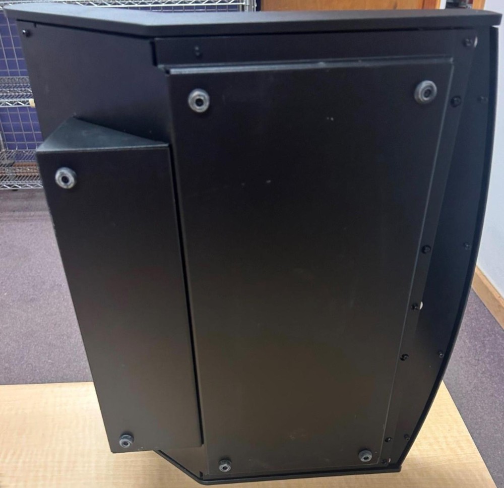 ^^ BLACKMAGIC DESIGN ATEM 1 M/E BROADCAST PANEL (LSP98)