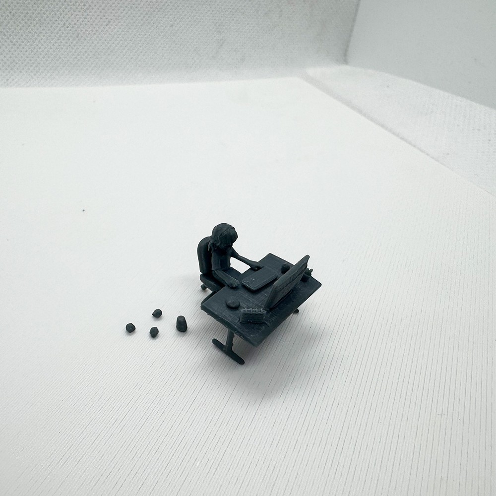 LaoYao 1:48 Computer Desk