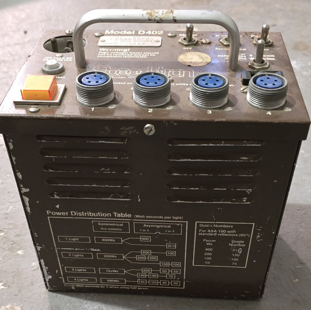Speedotron Model D402 Power Pack Brown Line 400Ws - Untested AS-IS