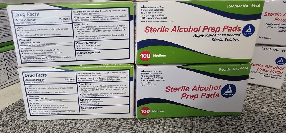 Dynarex 1114 Sterile Alcohol Prep Pads, Medium 100 Count (4 Boxes)