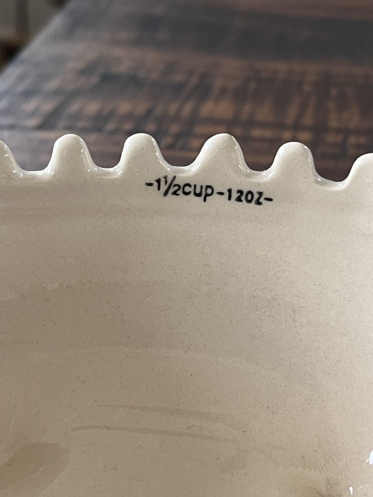 Creative Co-Op Hedgehog Measuring Cups 4 Sizes