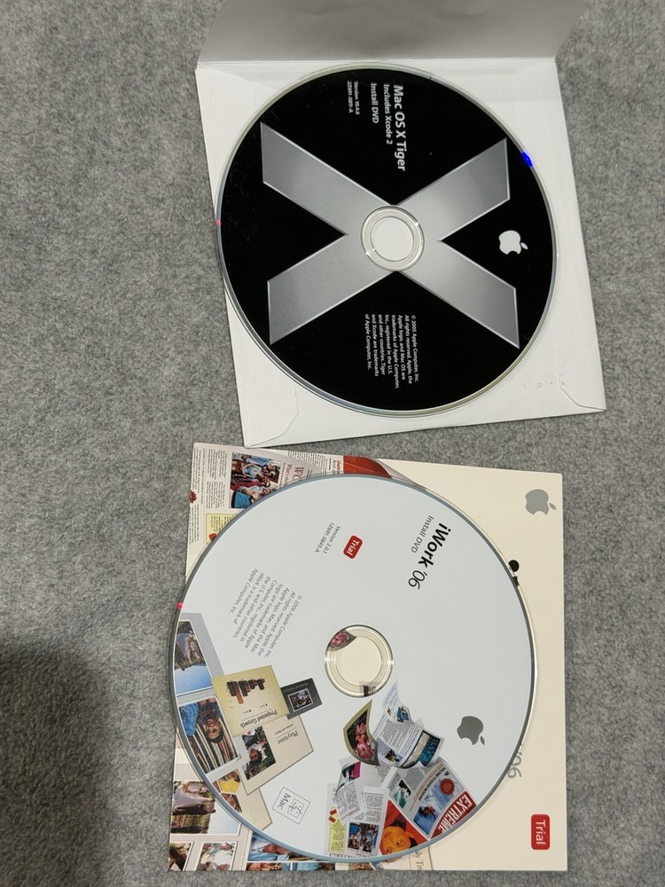 Apple Mac OS X Tiger MA453Z-A V10.4 Operating System Computer Software