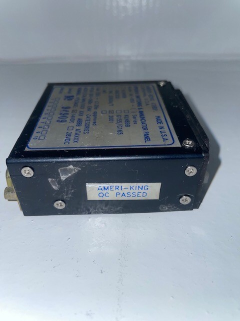 AMERI-KING AK 950-2001 GPS/NAV SWITCHING AND ANNUNCIATOR PANEL