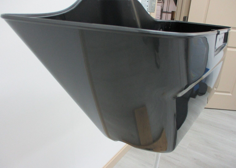 Harley Davidson OEM Left Saddlebag Grey 90200414