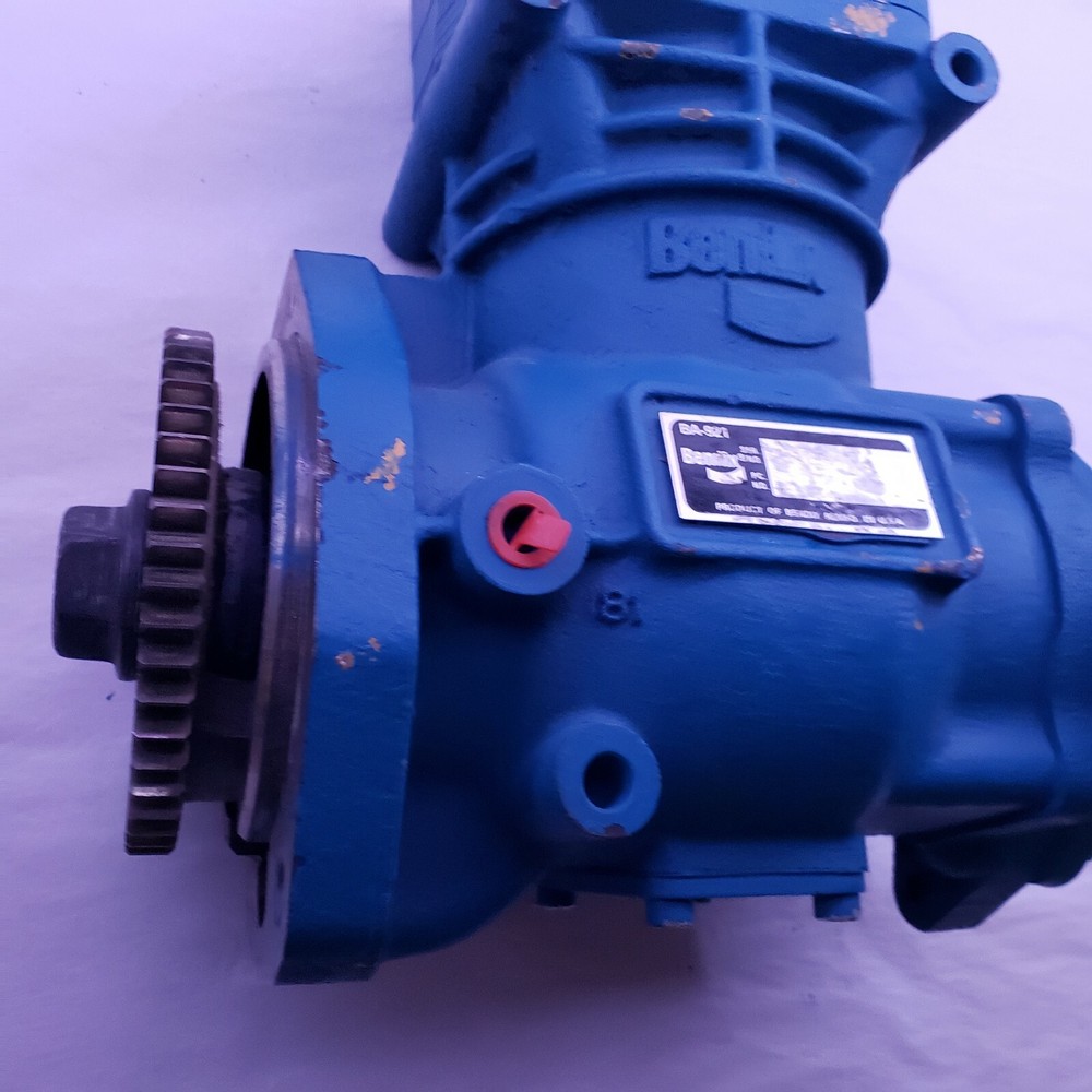 Bendix 5010806 BA-921 Air Brake Compressor