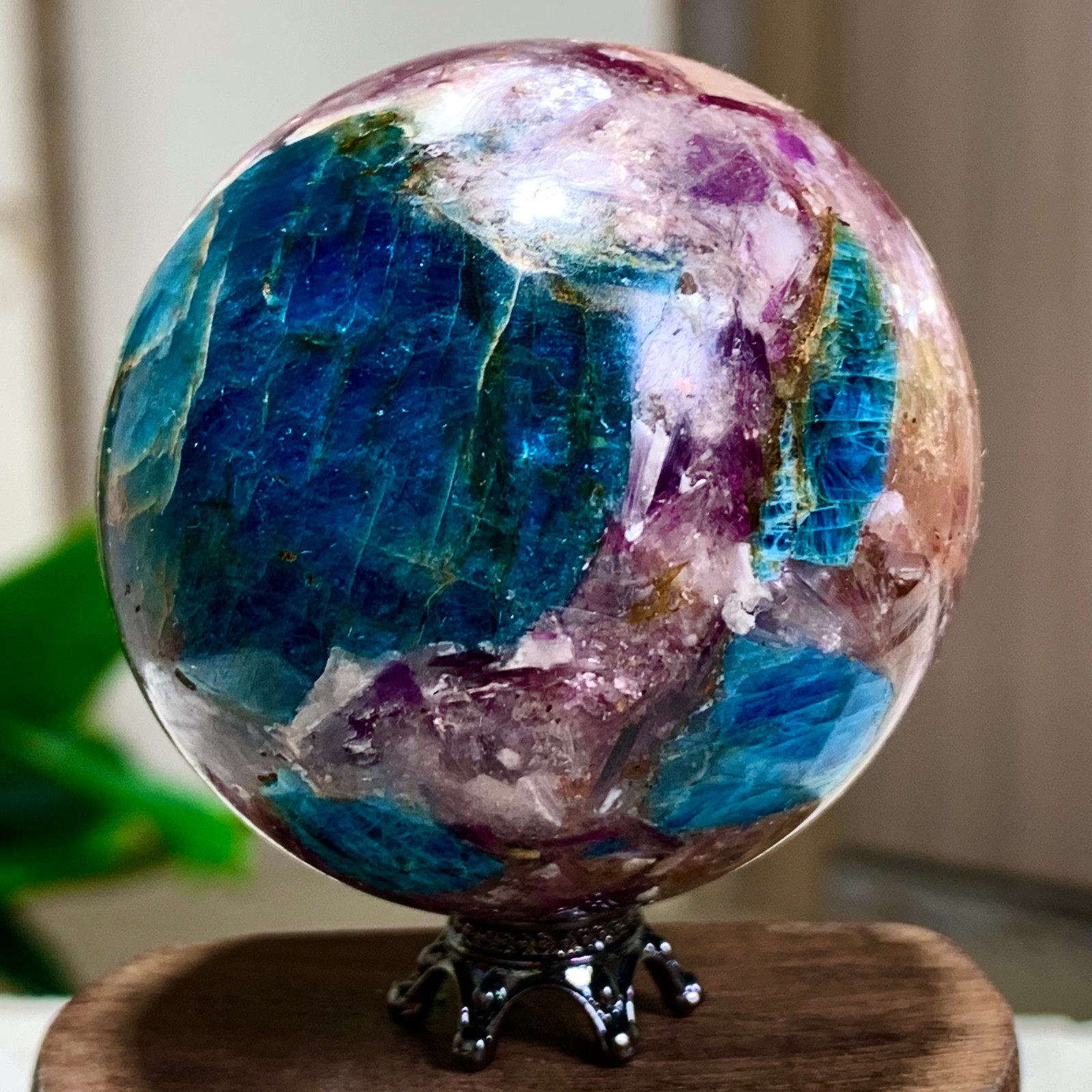 160G Natural Blue Aptite +Sun Stone purple lepidolite Sphere mineral sample