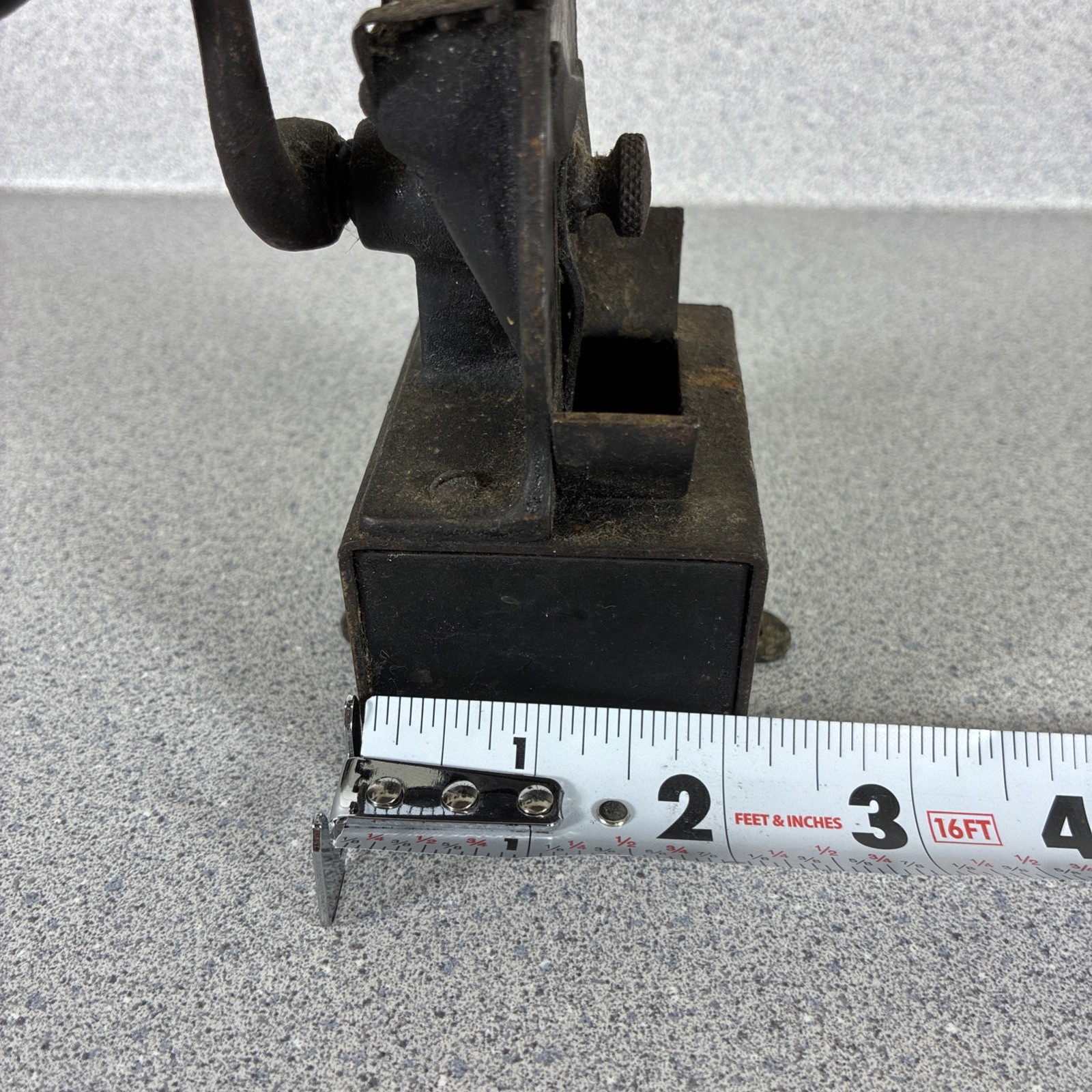 U.S. Automatic Pencil Sharpener Cutter APSCO circa 1906 Vintage Antique Retro