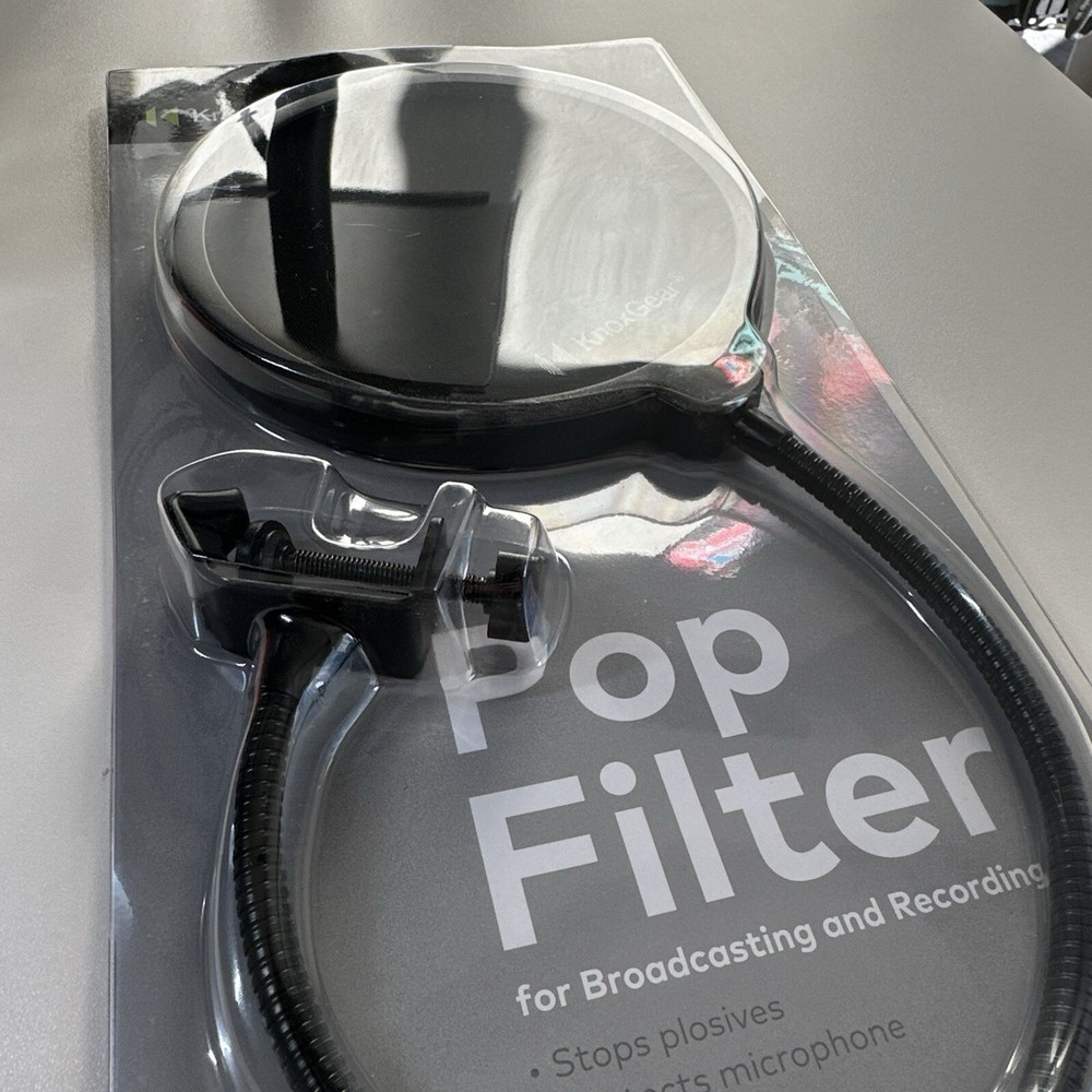 Logitech for Creators Blue Yeti USB Microphone + Pop Filter