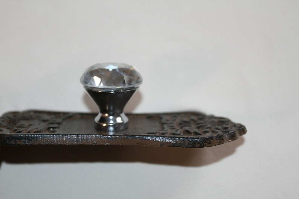 Rustic Elegance Cast Iron Handles Pulls Crystal Look Knobs, Hw-55