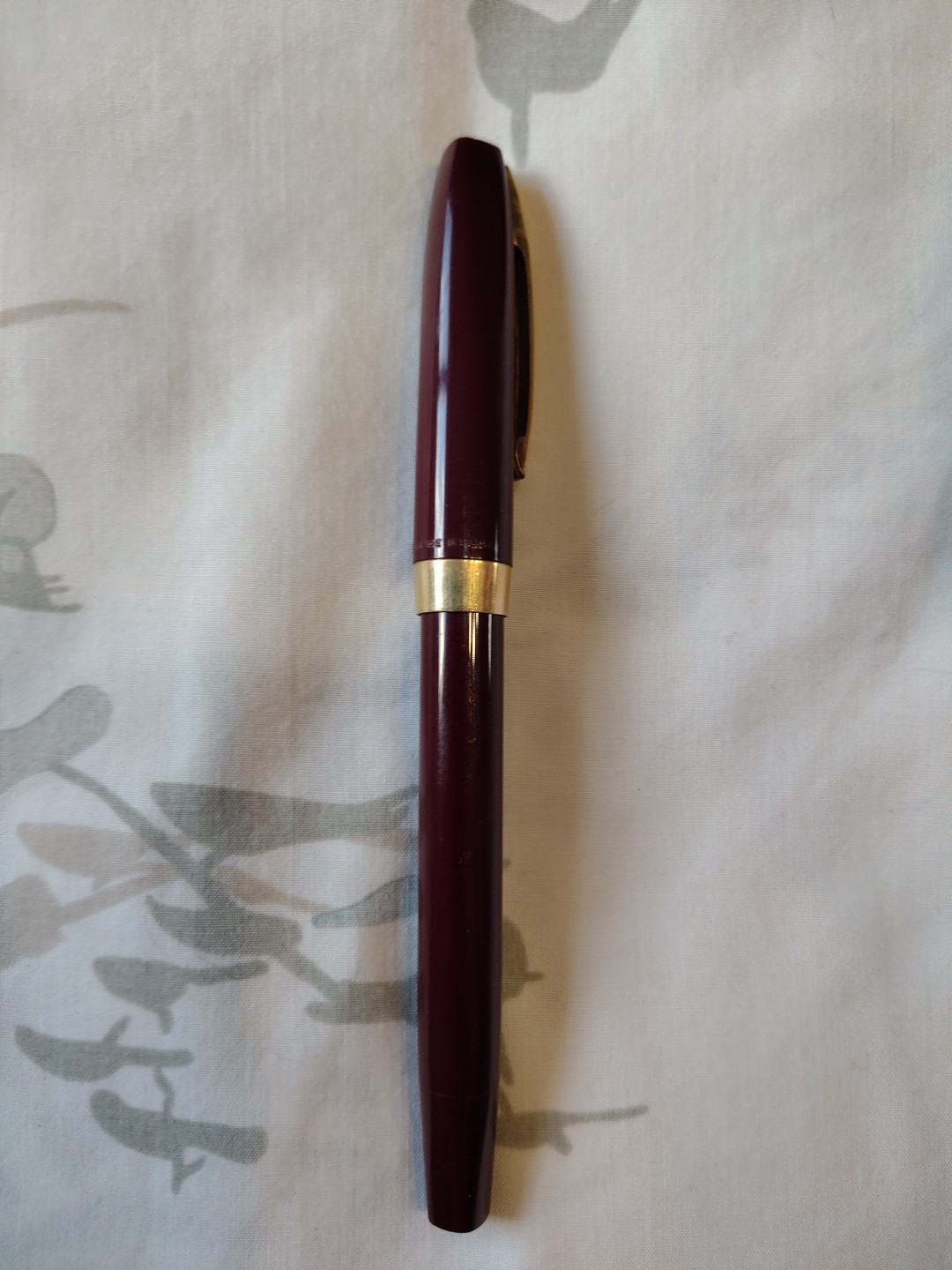 Sheaffer Touch down Bordeaux Plastic Gold Plated Fine Nib Fountain Pen USA