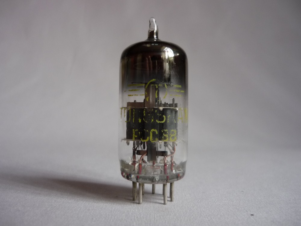 1pc. ECC88 = 6DJ8; 6N23P; CV5358 Double Triode TUNGSRAM