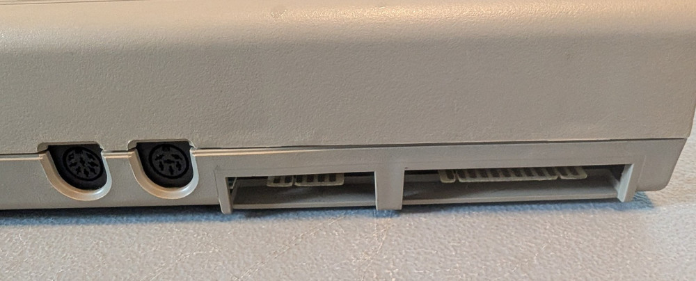 Commodore 64 - Fully tested, missing screws