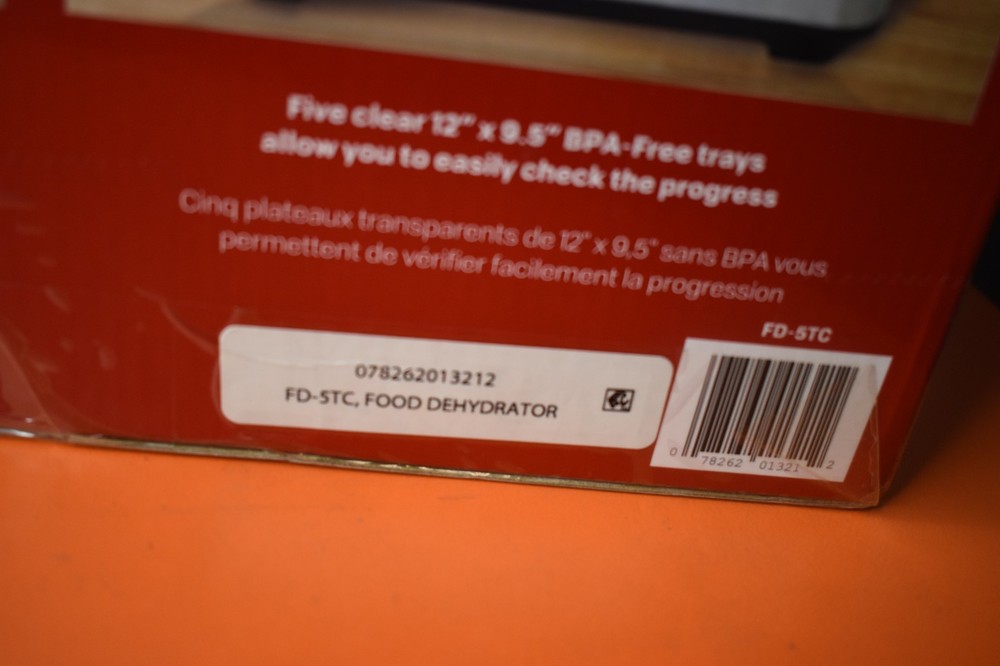 NESCO FD-5TC 5 Clear Tray Rectangular Dehydrator with Digital Timer - NEW
