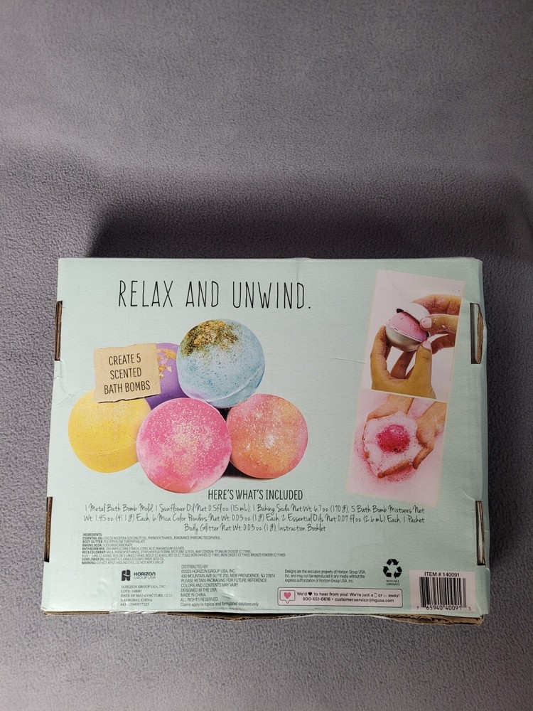 DIY Bath Bombs Kit STMT Create Scented Bath Bombs DAMAGED BOX