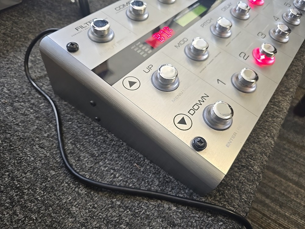 TC Electronic Gfx01-System Multi-Effects Processor – Excellent condition!